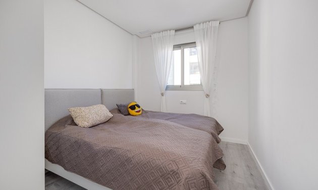 Rynek wtórny - Mieszkanie  -
Orihuela Costa - Villamartin