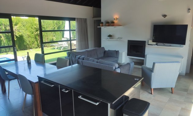 Rynek wtórny - Willa -
Sucina - Peraleja Golf