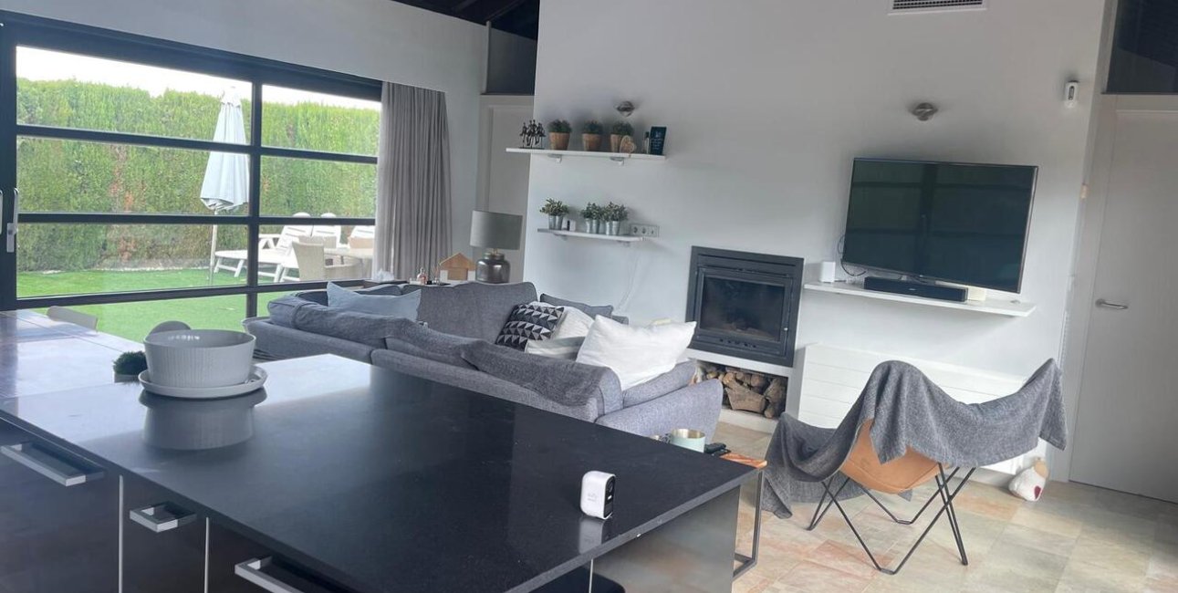 Rynek wtórny - Willa -
Sucina - Peraleja Golf