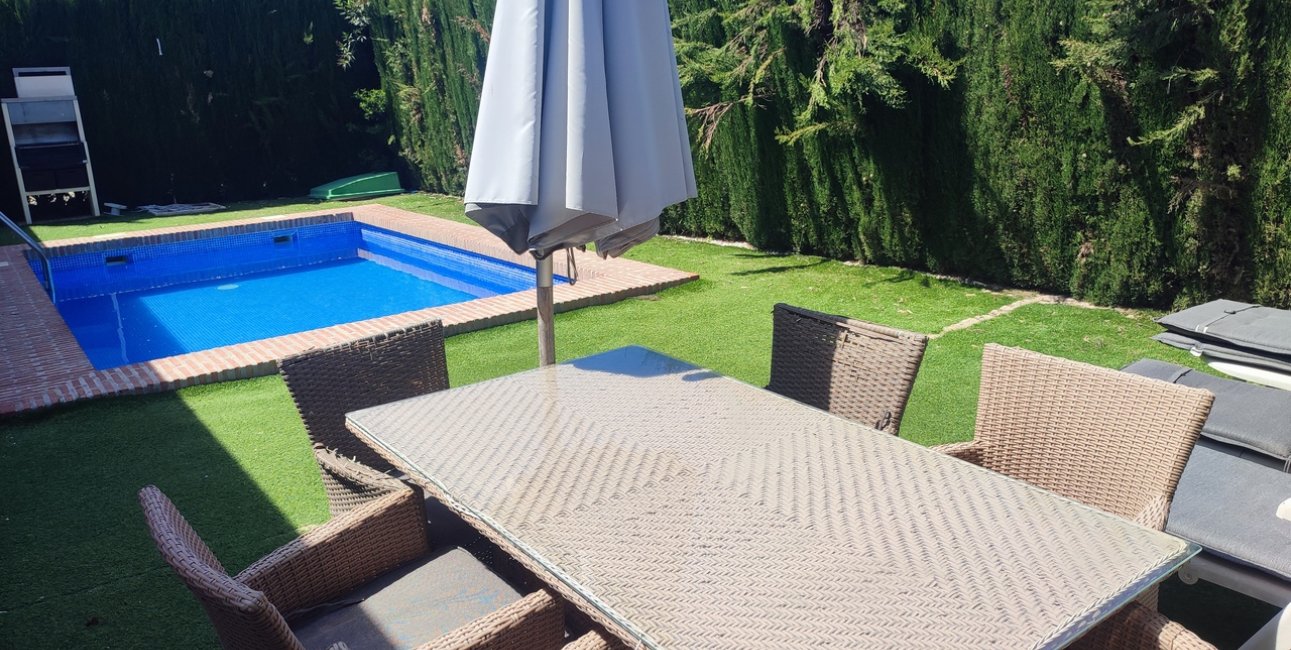 Rynek wtórny - Willa -
Sucina - Peraleja Golf