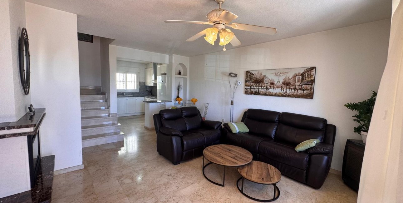 Resale - Townhouse -
Orihuela Costa - Las Ramblas