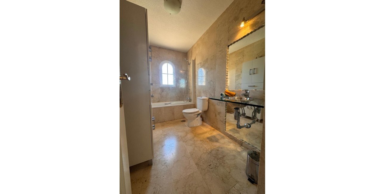 Resale - Townhouse -
Orihuela Costa - Las Ramblas