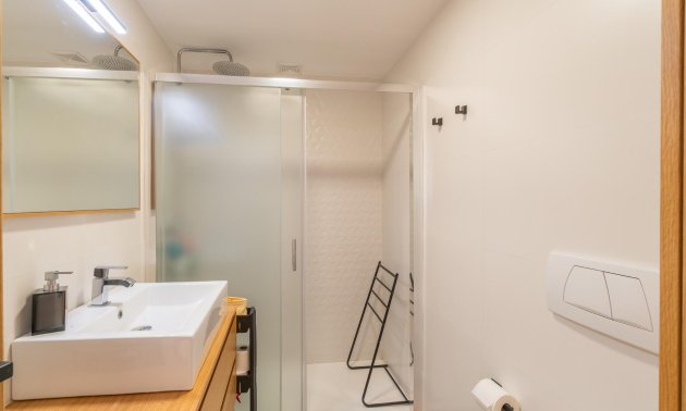 Resale - Apartment / flat -
Guardamar del Segura - Puerto Deportivo