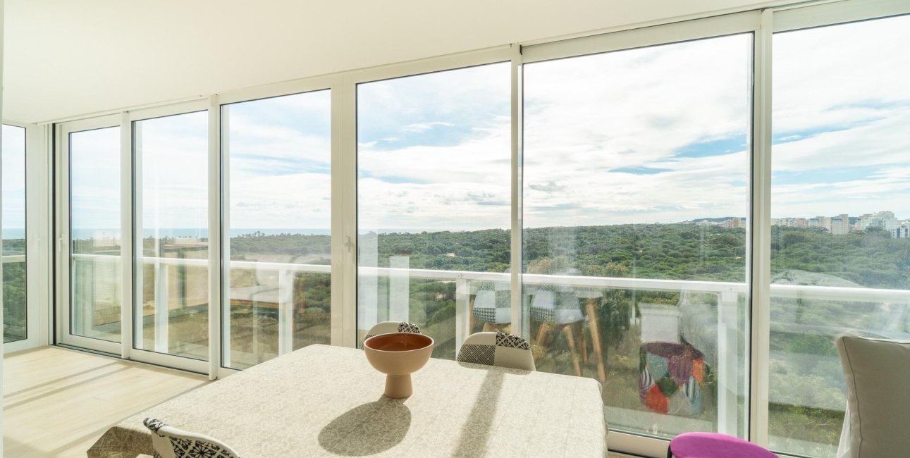 Resale - Apartment / flat -
Guardamar del Segura - Puerto Deportivo