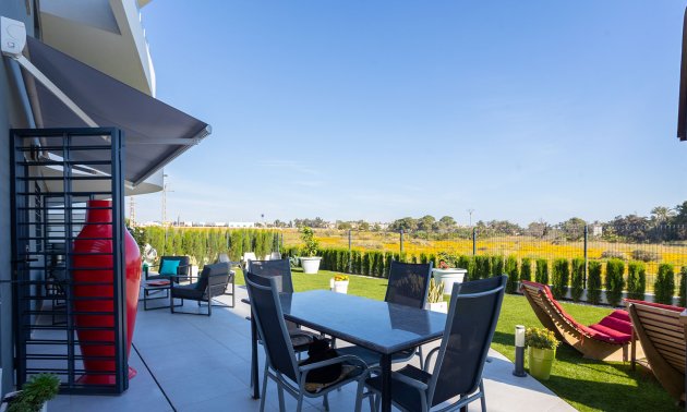 Resale - Apartment / flat -
Torrevieja - Rocio del Mar