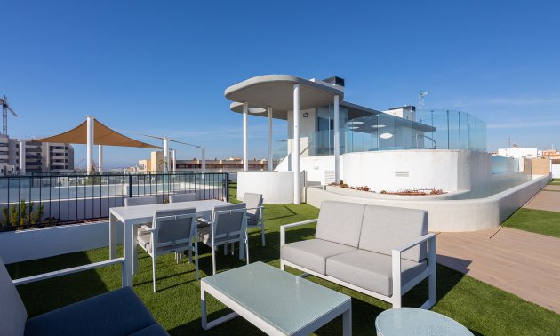 Resale - Apartment / flat -
Torrevieja - Rocio del Mar