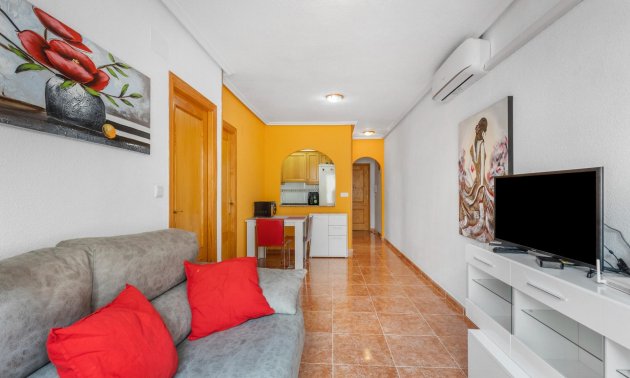 Resale - Apartment / flat -
Torrevieja - Paseo maritimo