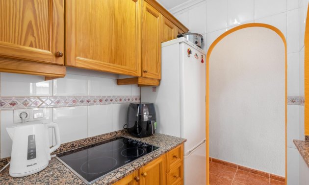 Resale - Apartment / flat -
Torrevieja - Paseo maritimo