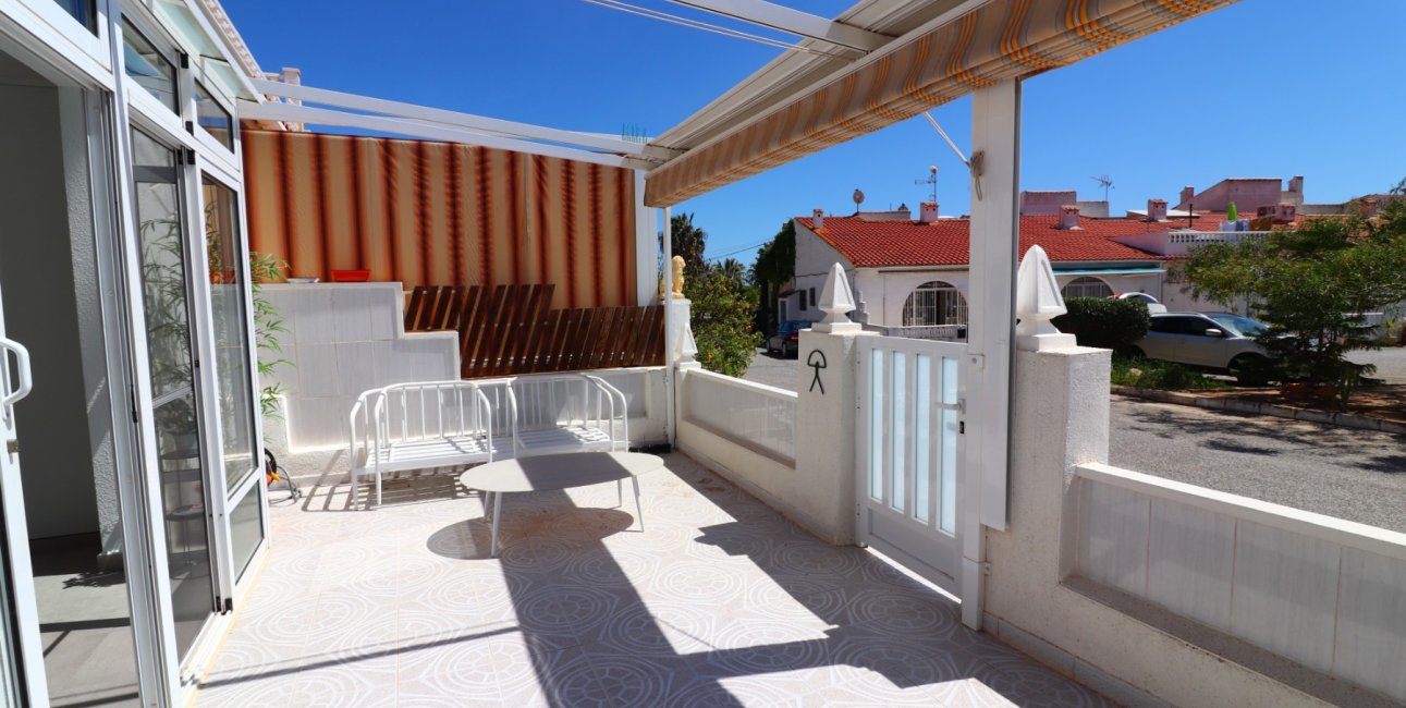 Resale - Bungalow -
Torrevieja - El Chaparral