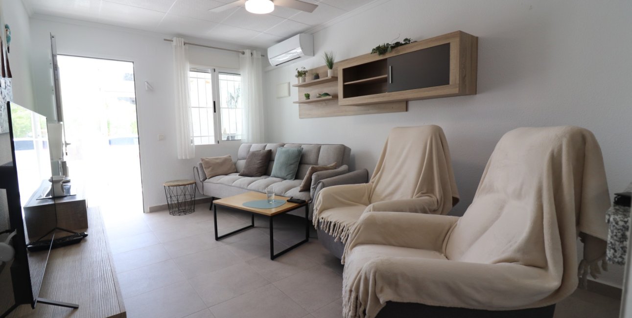 Resale - Bungalow -
Torrevieja - El Chaparral