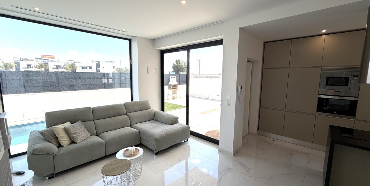 Resale - Villa -
Ciudad Quesada - La Laguna