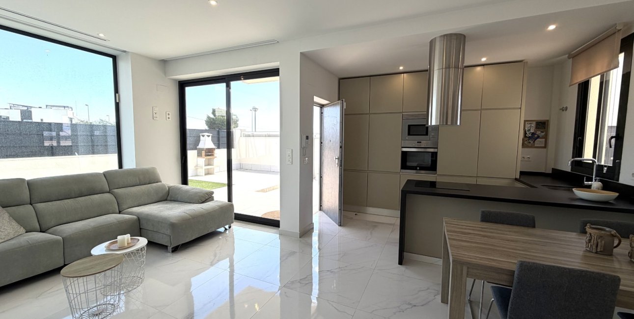 Resale - Villa -
Ciudad Quesada - La Laguna