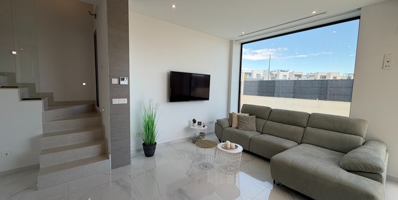 Resale - Villa -
Ciudad Quesada - La Laguna