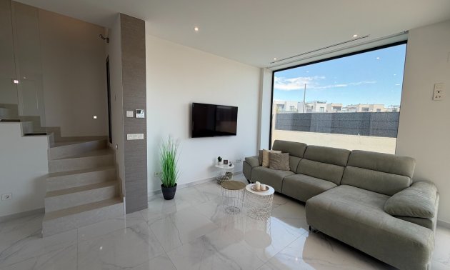 Resale - Villa -
Ciudad Quesada - La Laguna