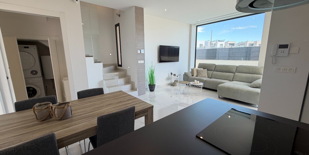 Resale - Villa -
Ciudad Quesada - La Laguna