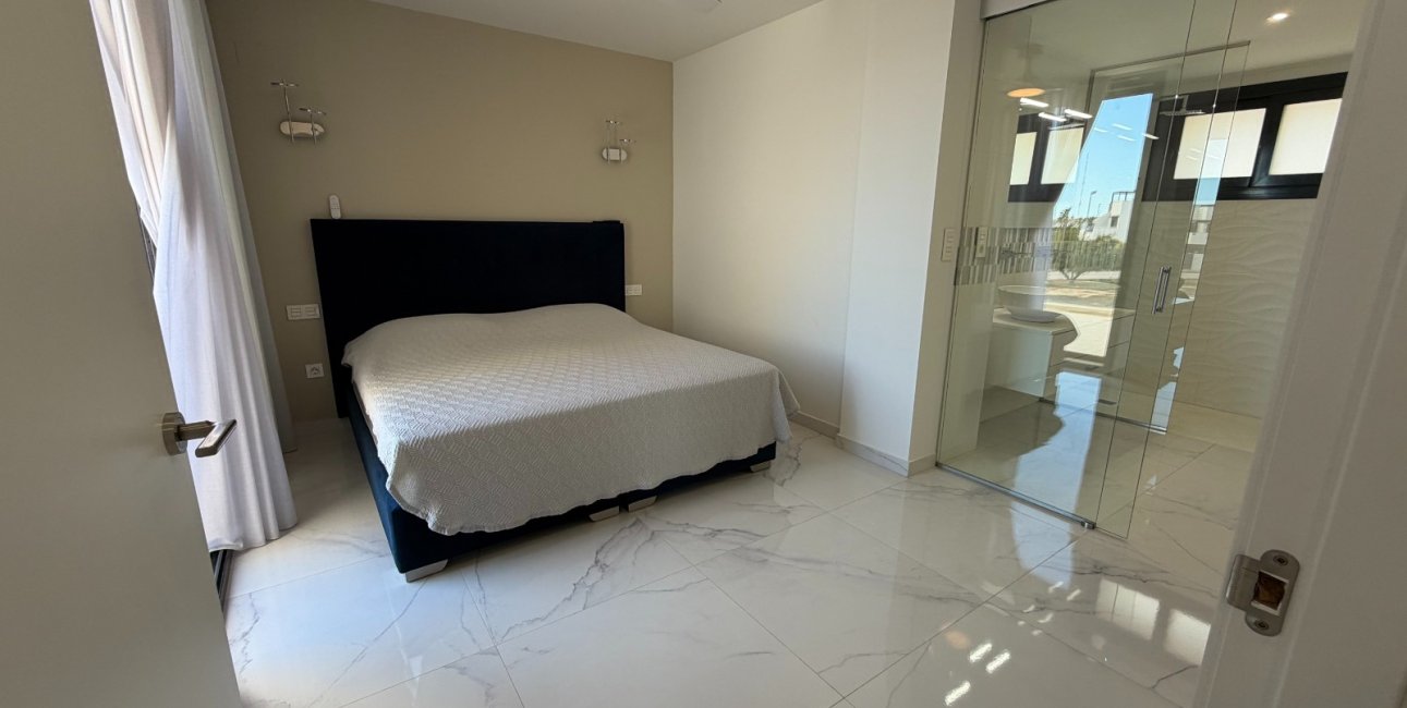 Resale - Villa -
Ciudad Quesada - La Laguna