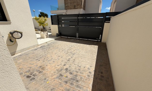 Resale - Villa -
Ciudad Quesada - La Laguna