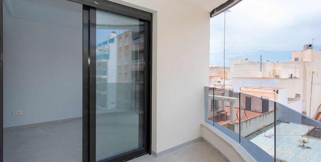 Resale - Apartment / flat -
Torrevieja - Playa Del Cura
