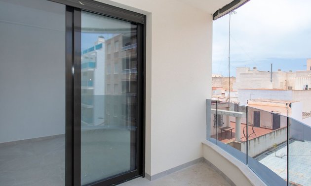 Resale - Apartment / flat -
Torrevieja - Playa Del Cura