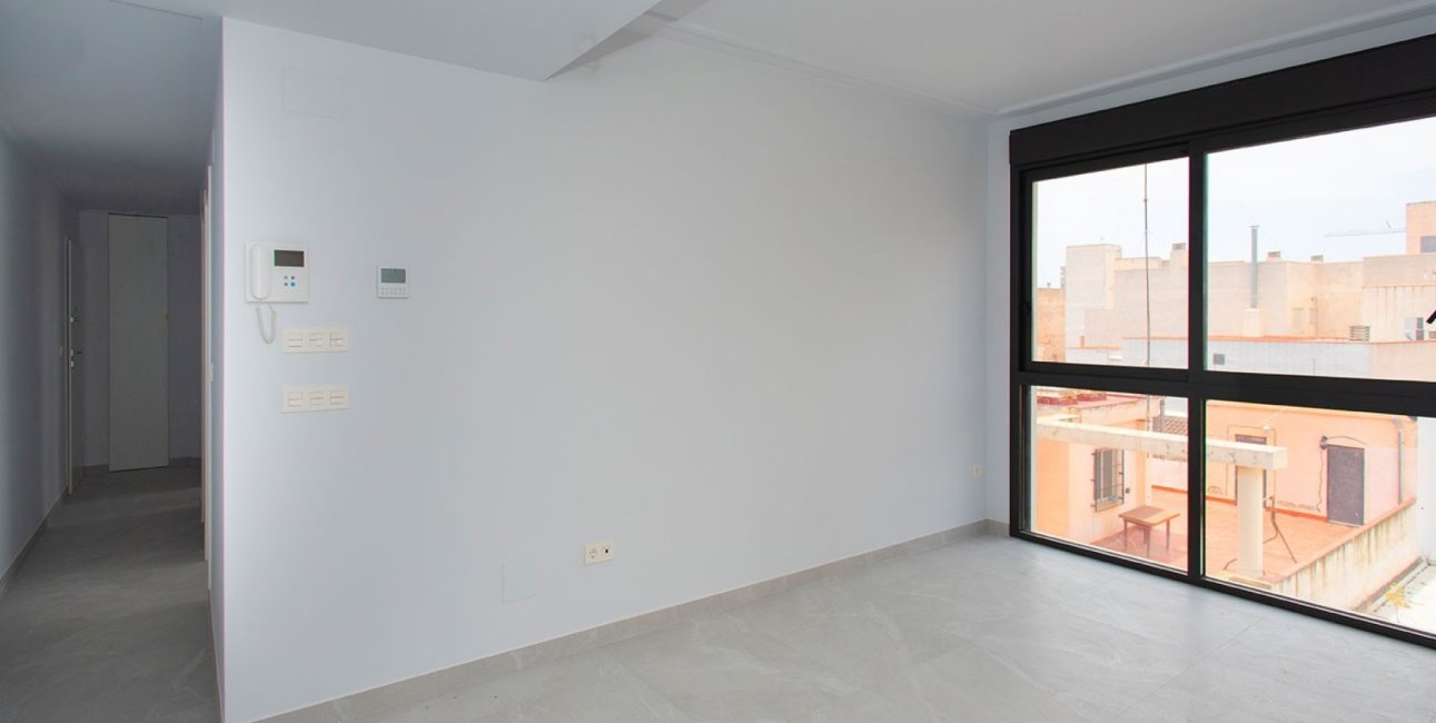 Resale - Apartment / flat -
Torrevieja - Playa Del Cura