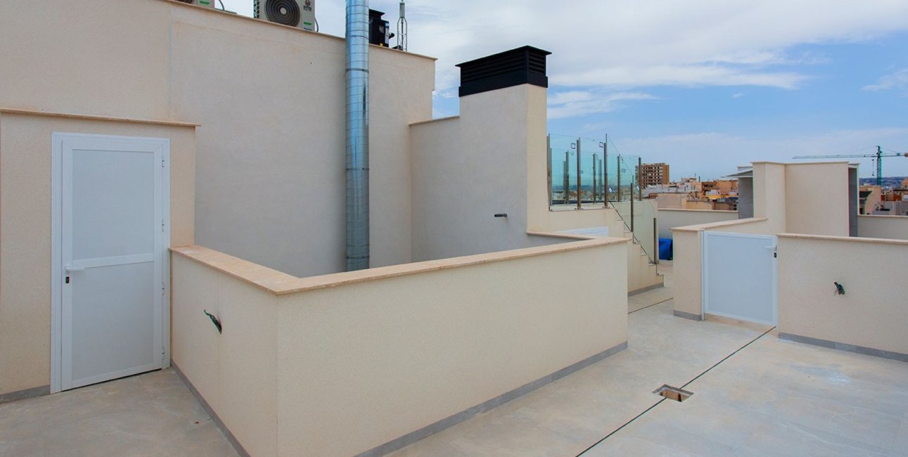 Resale - Apartment / flat -
Torrevieja - Playa Del Cura