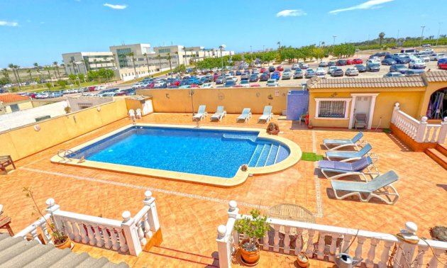 Resale - Villa -
Orihuela Costa - Los Balcones