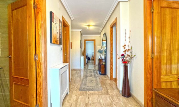 Resale - Villa -
Orihuela Costa - Los Balcones