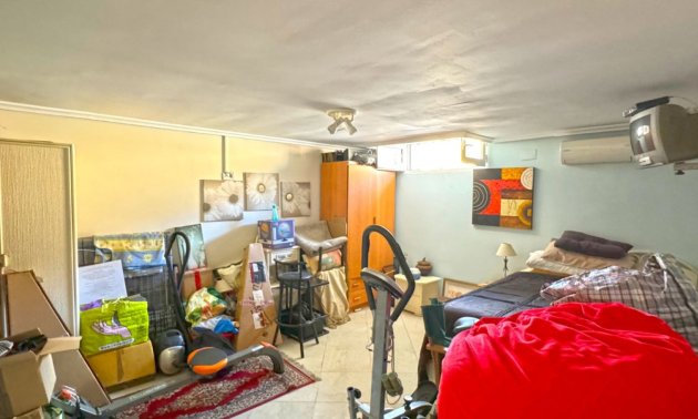 Resale - Villa -
Orihuela Costa - Los Balcones