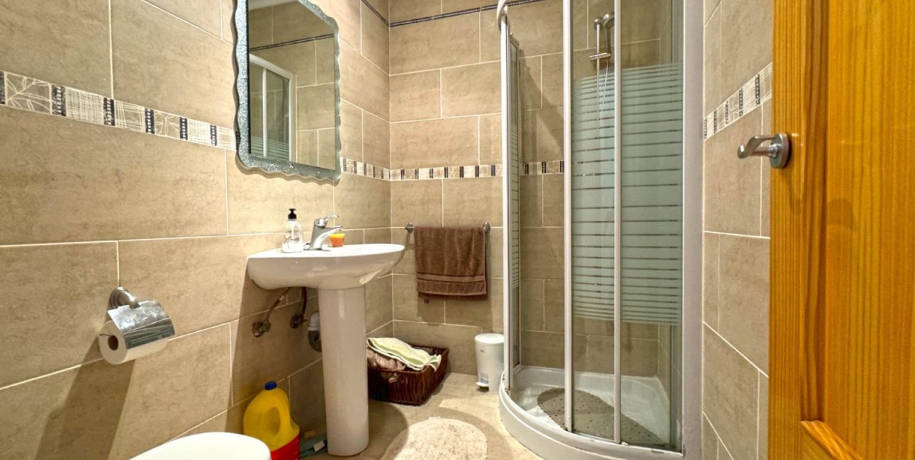 Resale - Villa -
Orihuela Costa - Los Balcones