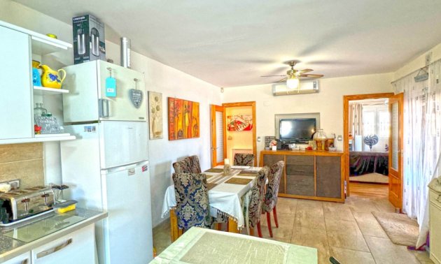 Resale - Villa -
Orihuela Costa - Los Balcones