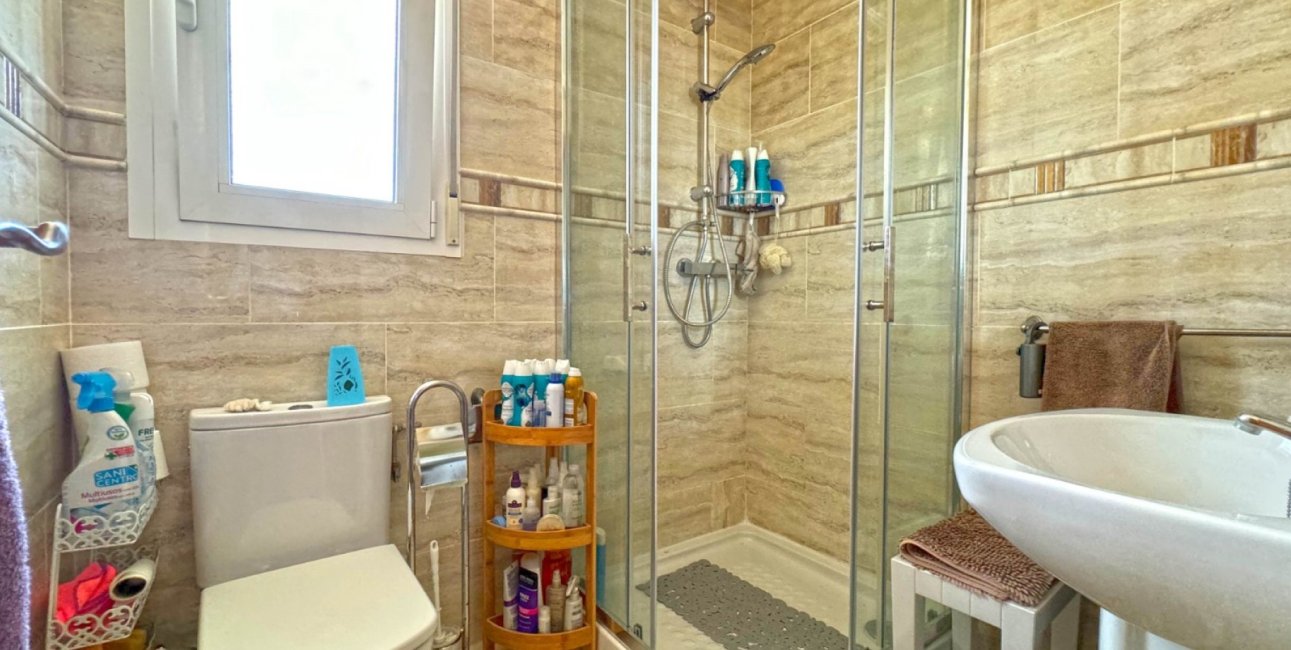 Resale - Villa -
Orihuela Costa - Los Balcones