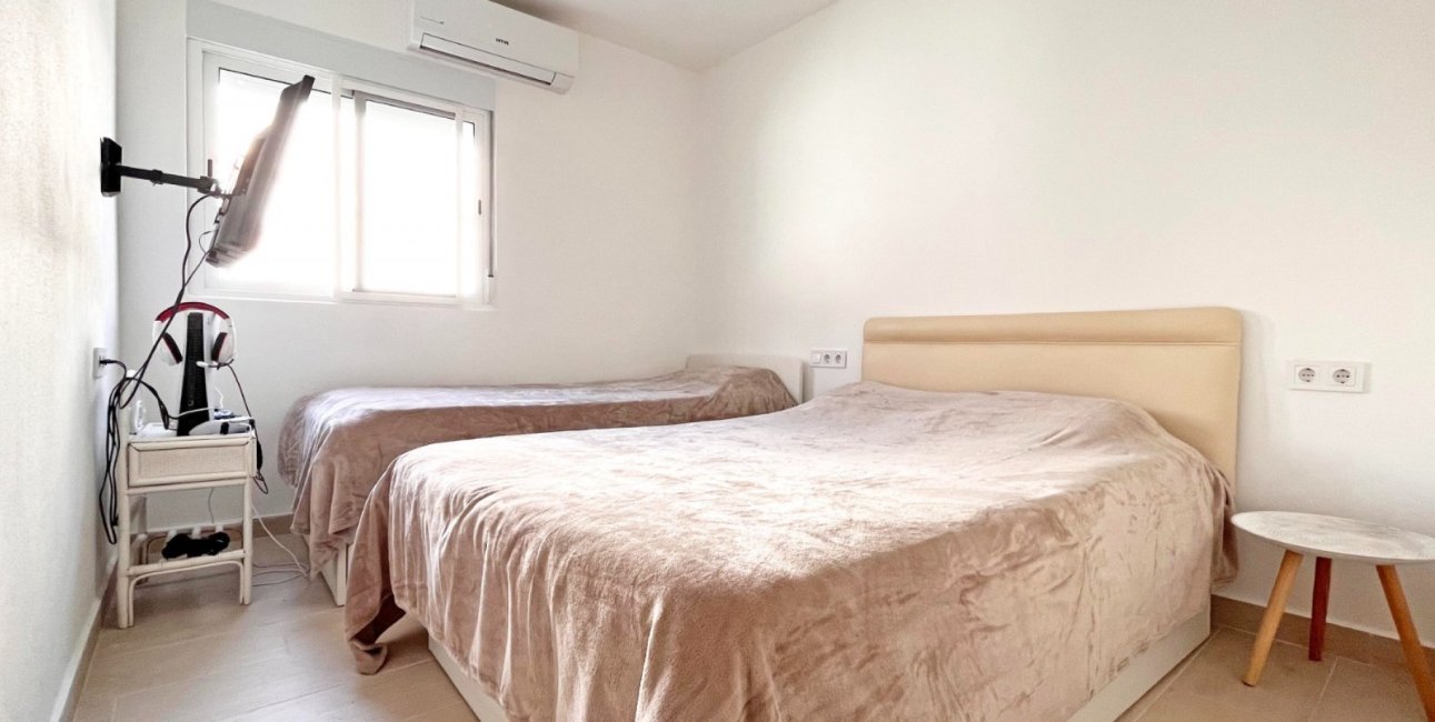 Rynek wtórny - Bungalowy -
Orihuela Costa - Playa Flamenca