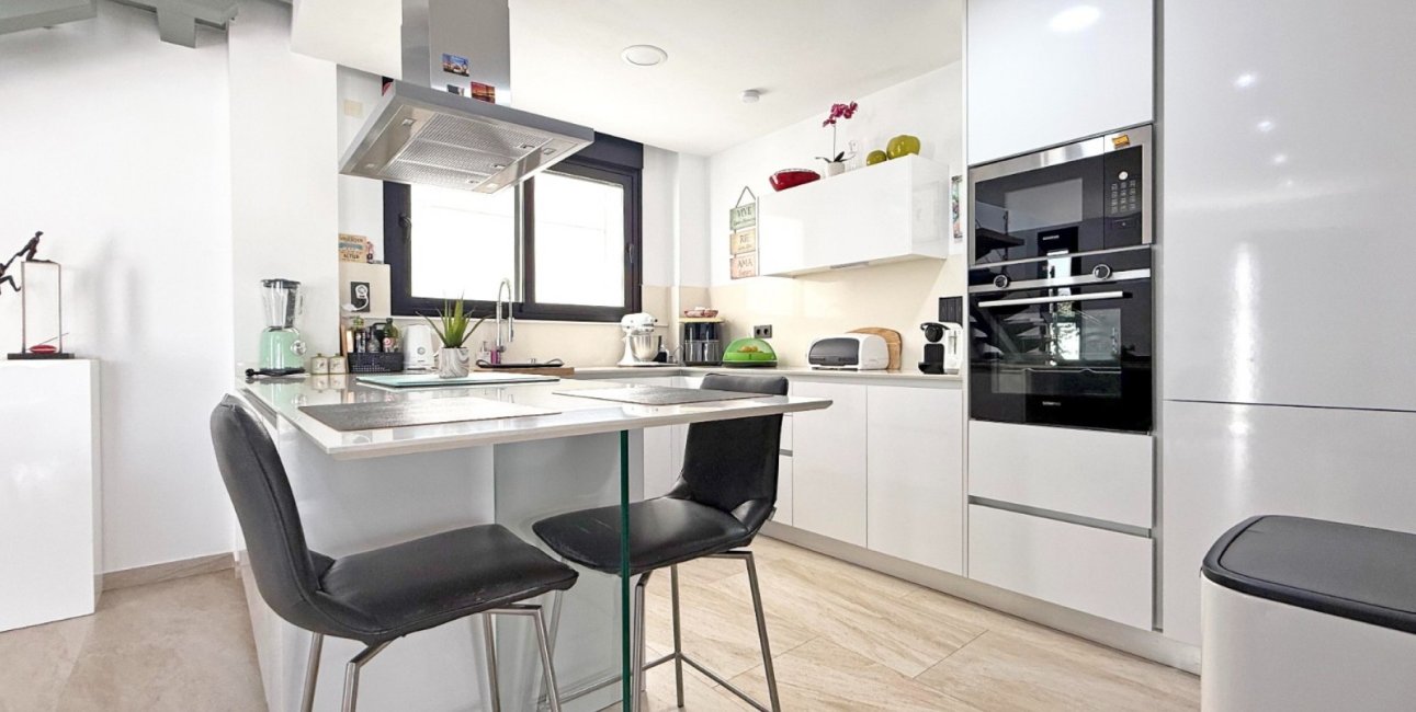 Rynek wtórny - Willa -
Orihuela Costa - Villamartin