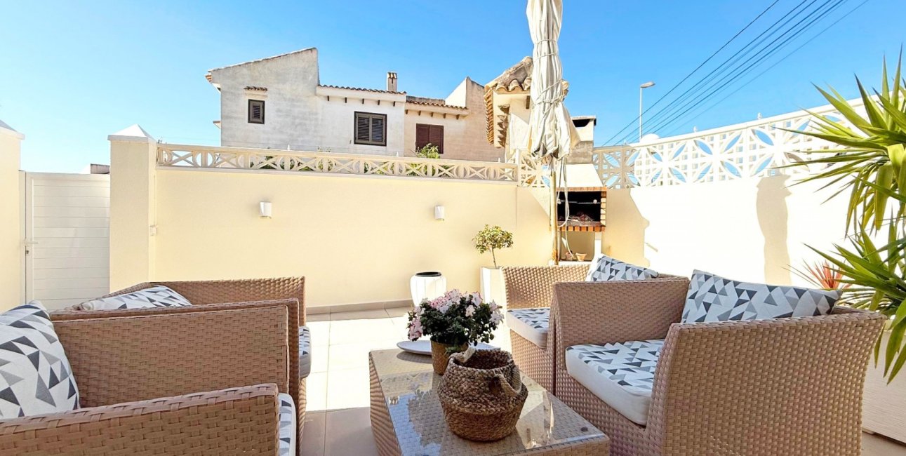 Resale - Apartment / flat -
Torrevieja - Torre La Mata