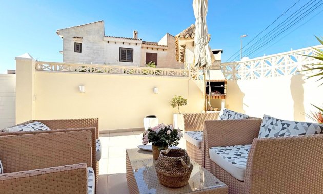Resale - Apartment / flat -
Torrevieja - Torre La Mata