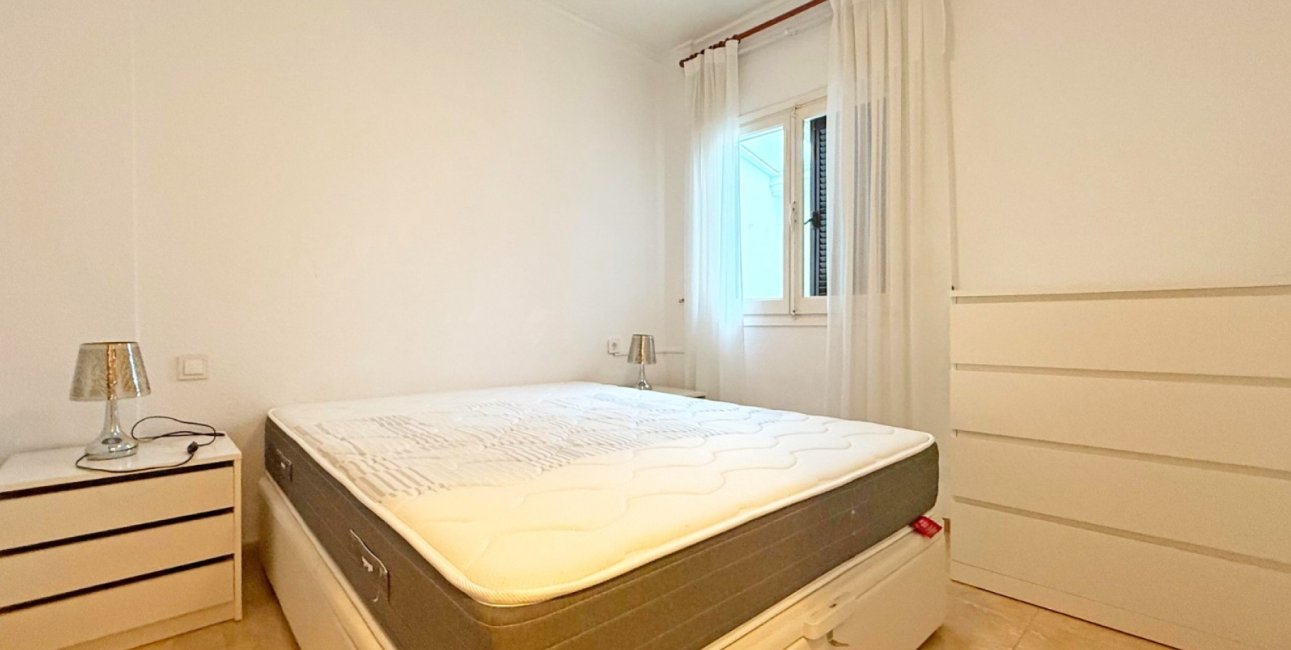 Resale - Apartment / flat -
Torrevieja - Torre La Mata