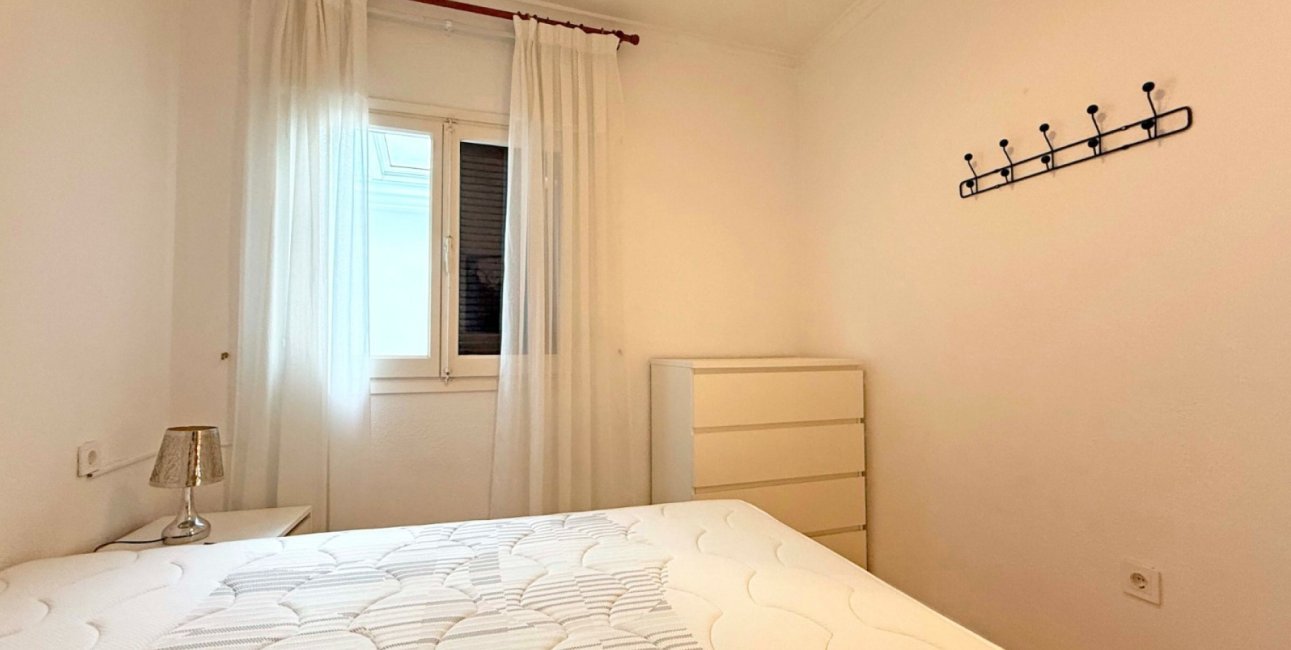 Resale - Apartment / flat -
Torrevieja - Torre La Mata