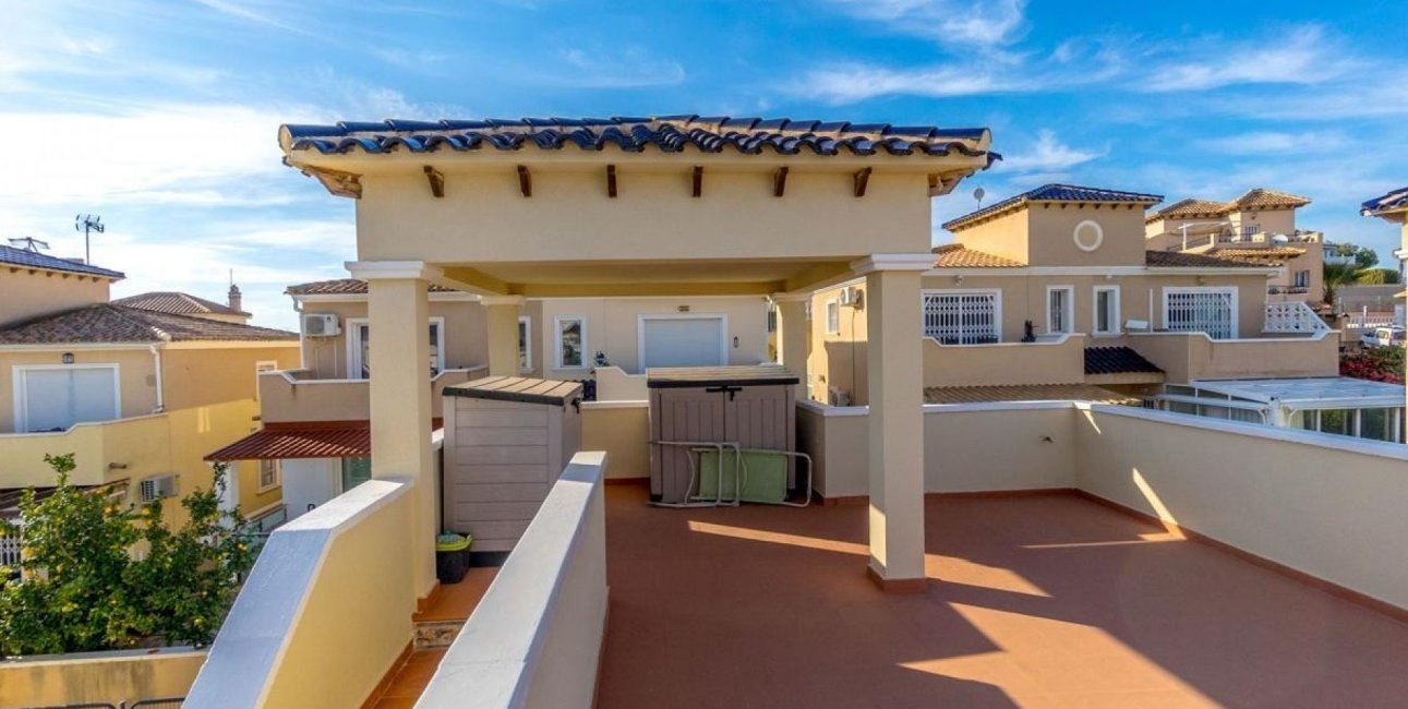 Resale - Villa -
Orihuela Costa - El Galan