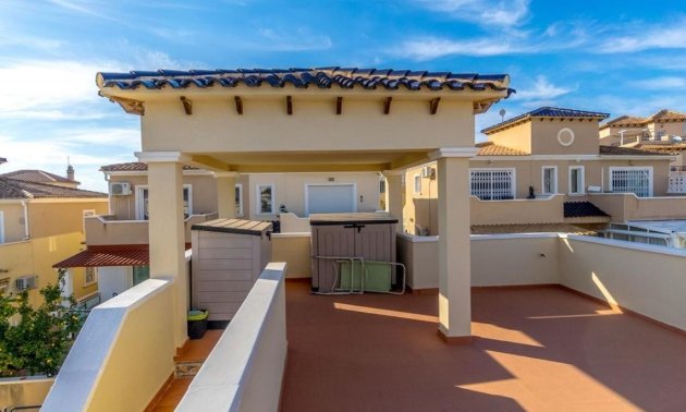 Resale - Villa -
Orihuela Costa - El Galan