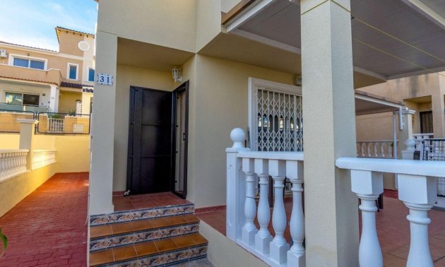 Resale - Villa -
Orihuela Costa - El Galan