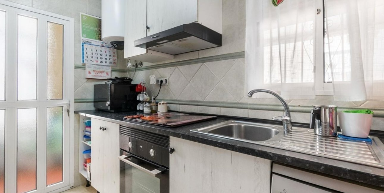 Resale - Villa -
Orihuela Costa - El Galan