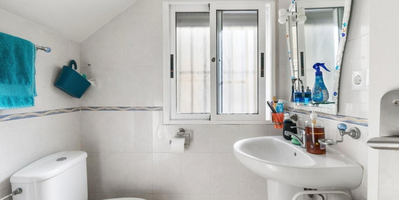 Resale - Villa -
Orihuela Costa - El Galan