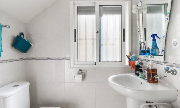 Resale - Villa -
Orihuela Costa - El Galan