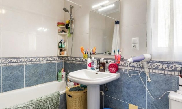 Resale - Villa -
Orihuela Costa - El Galan