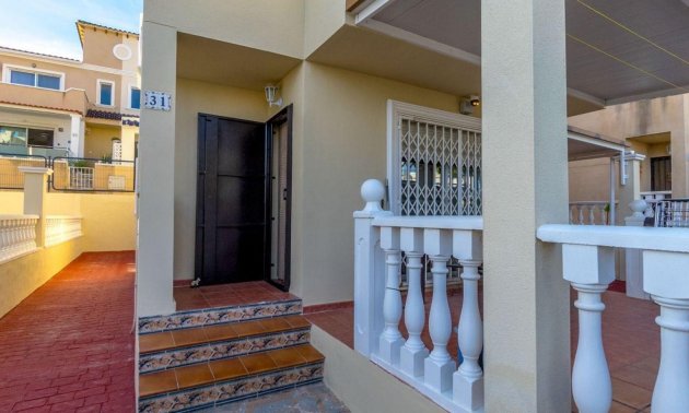 Resale - Villa -
Orihuela Costa - El Galan