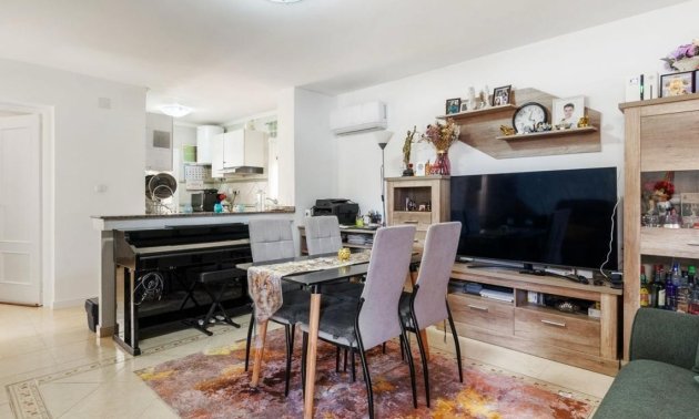 Resale - Villa -
Orihuela Costa - El Galan