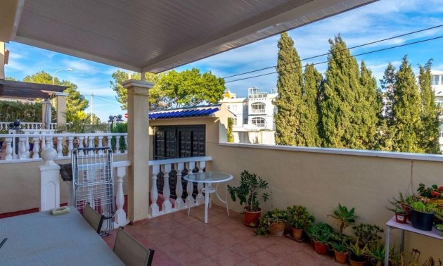 Resale - Villa -
Orihuela Costa - El Galan
