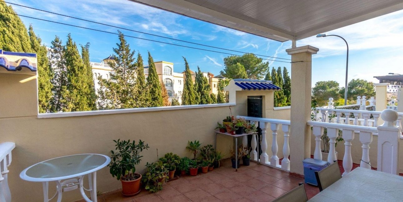 Resale - Villa -
Orihuela Costa - El Galan