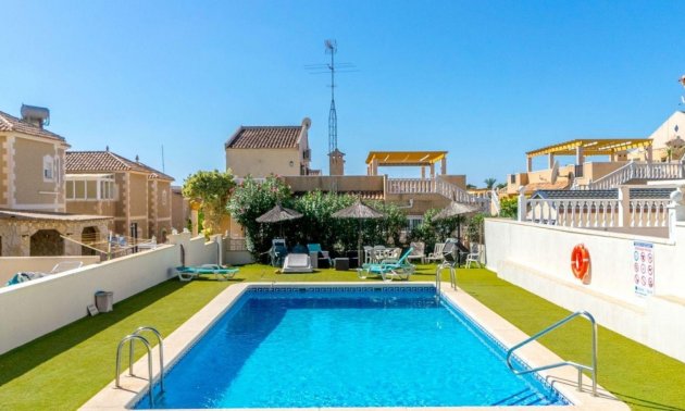 Resale - Villa -
Orihuela Costa - El Galan