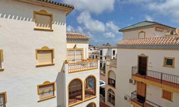 Resale - Duplex -
Torrevieja - Torre La Mata